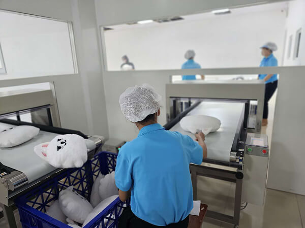 ベトナム工場の様子